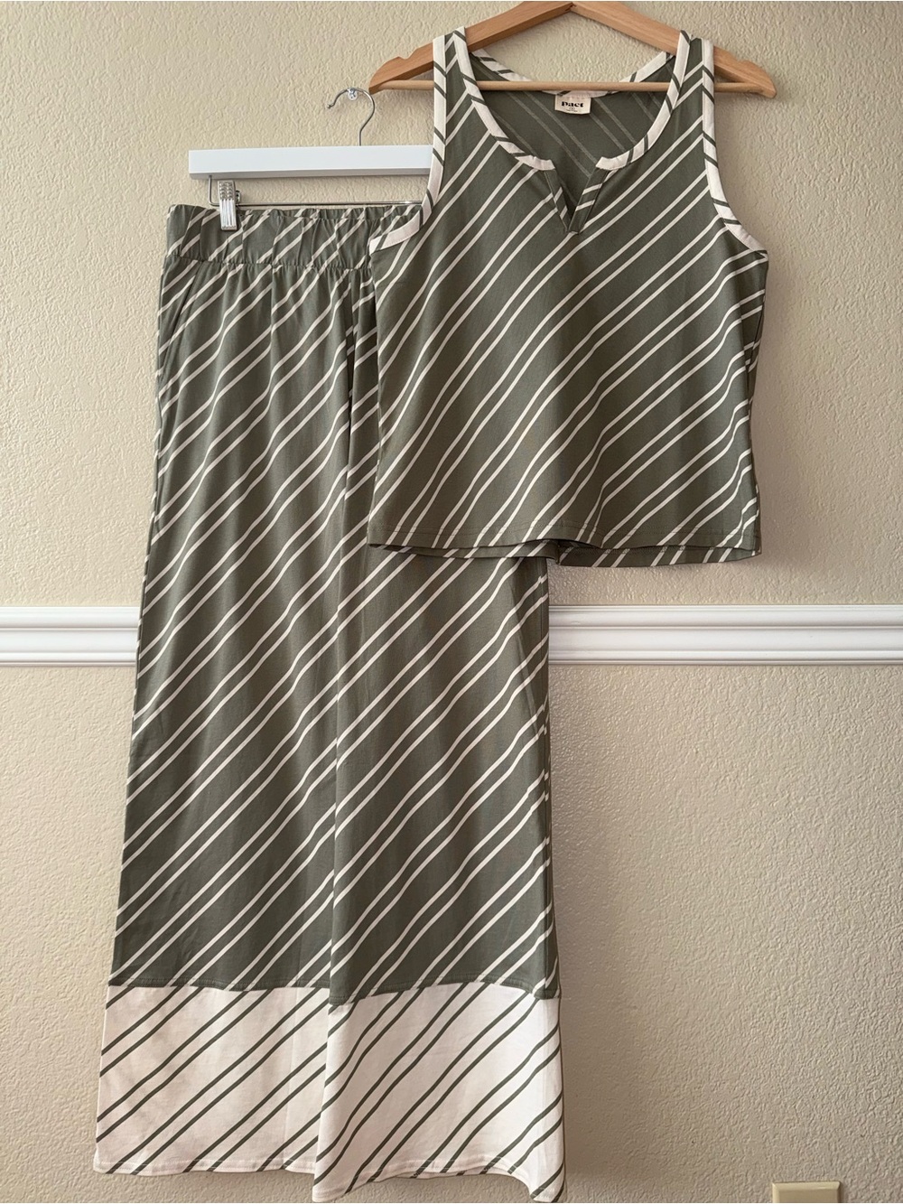 Pact 100% Organic Cotton Stripe Pajama Set Tank Top Wide Leg Pants Olive Green S